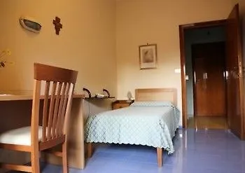 Casa Piccole Ancelle Di Cristo Re Hotell 3*