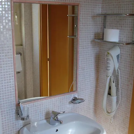 Casa Piccole Ancelle Di Cristo Re Hotell 3*
