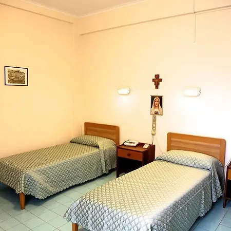 Casa Piccole Ancelle Di Cristo Re Rom