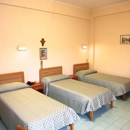 카사 피콜레 안셀레 디 크리스토 레 로마