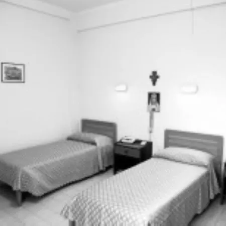 Hotel Casa Piccole Ancelle Di Cristo Re Rome