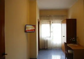 Casa Piccole Ancelle Di Cristo Re Hotel Rome